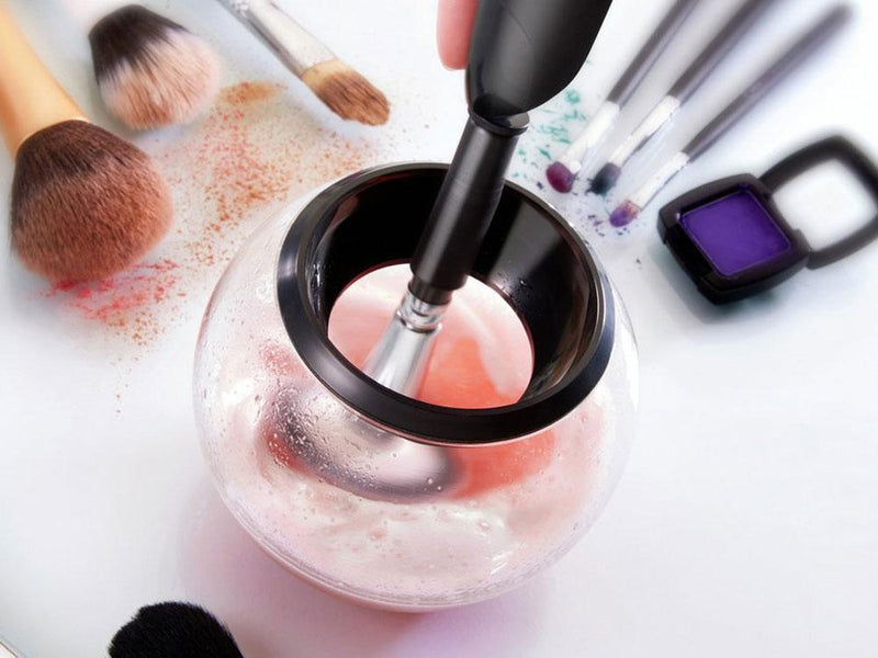 Spinning Makeup Brush Cleaner – Top Notch