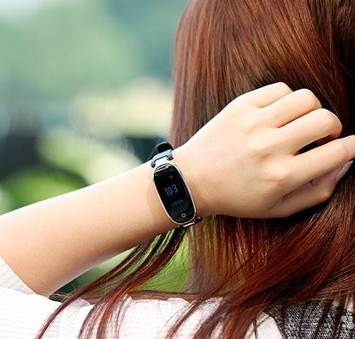 Bestsellrz® Pedometer Smartwatch for Girls Fitness Watches for Women - Athena™ Smartwatch for Women Athena™